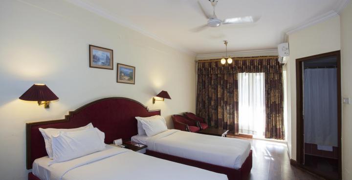 Nalapad'S Hotel Bangalore International Buitenkant foto