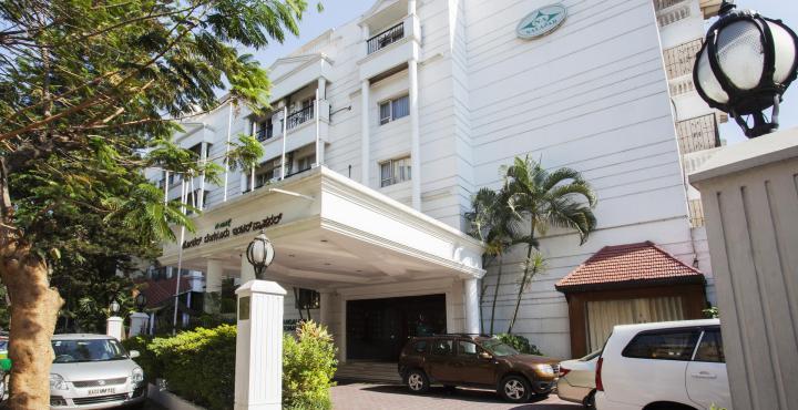 Nalapad'S Hotel Bangalore International Buitenkant foto