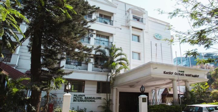 Nalapad'S Hotel Bangalore International Buitenkant foto