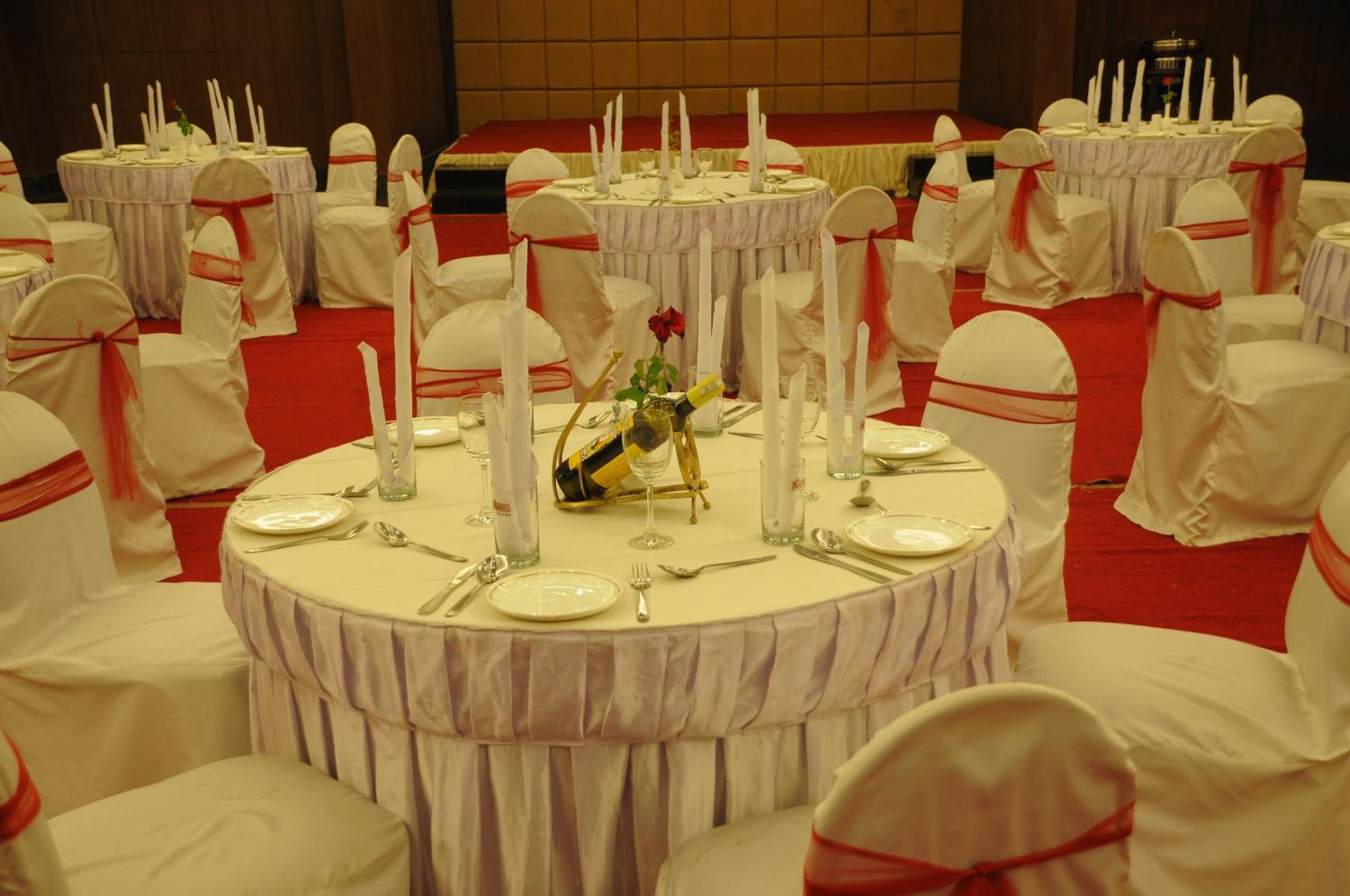 Nalapad'S Hotel Bangalore International Buitenkant foto