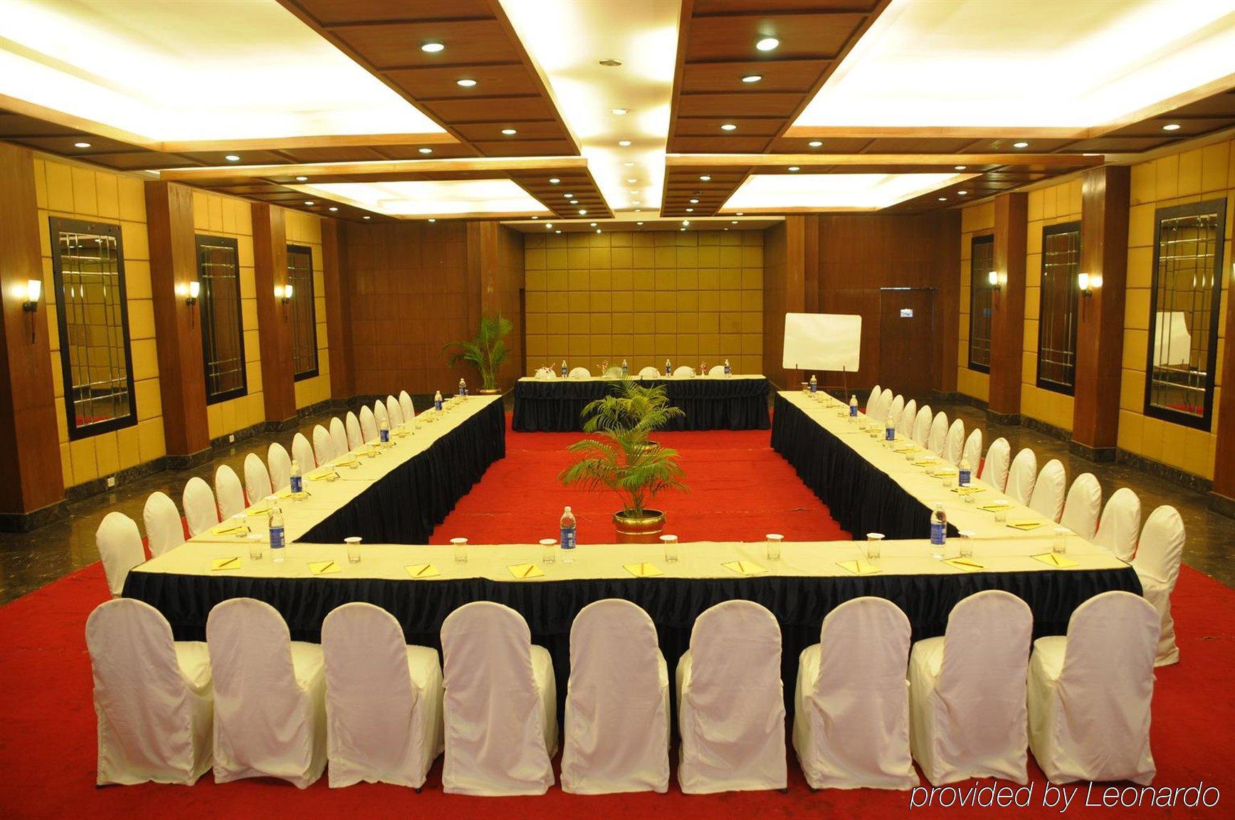Nalapad'S Hotel Bangalore International Faciliteiten foto