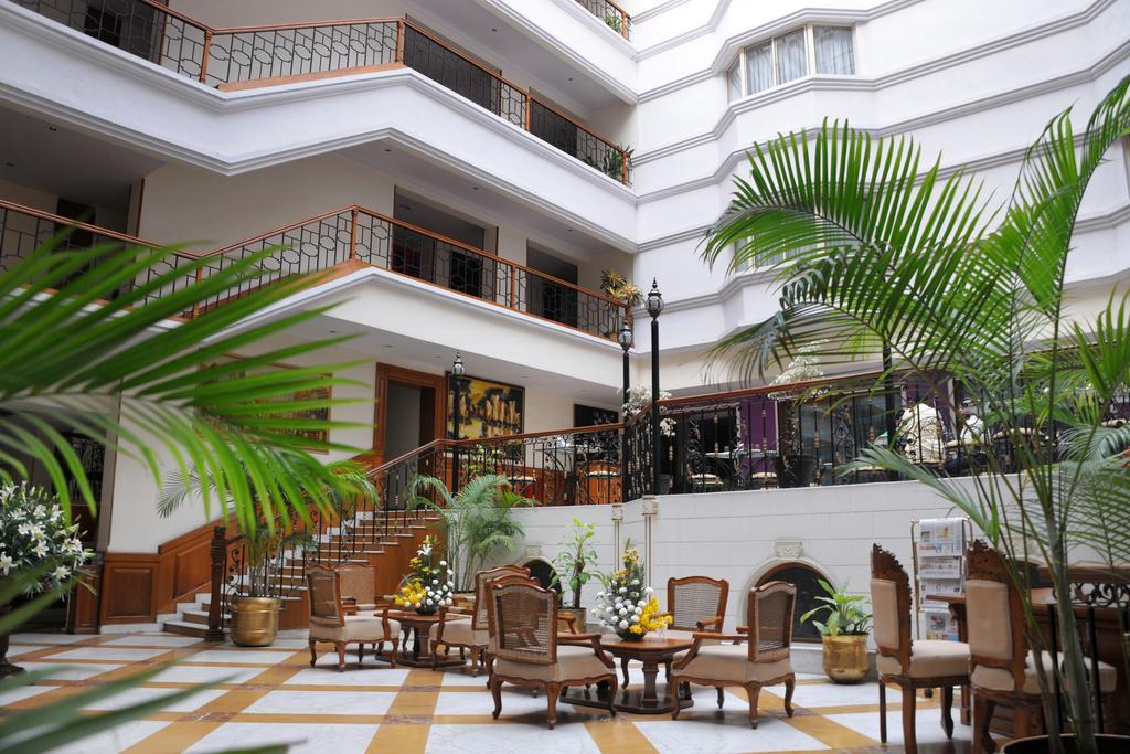 Nalapad'S Hotel Bangalore International Buitenkant foto